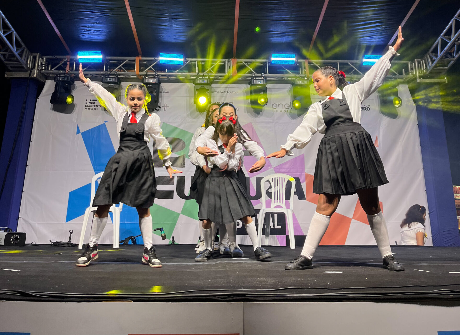 Guapimirim recebe festival RJ+ Cultura com apresentações de dança, música e teatro